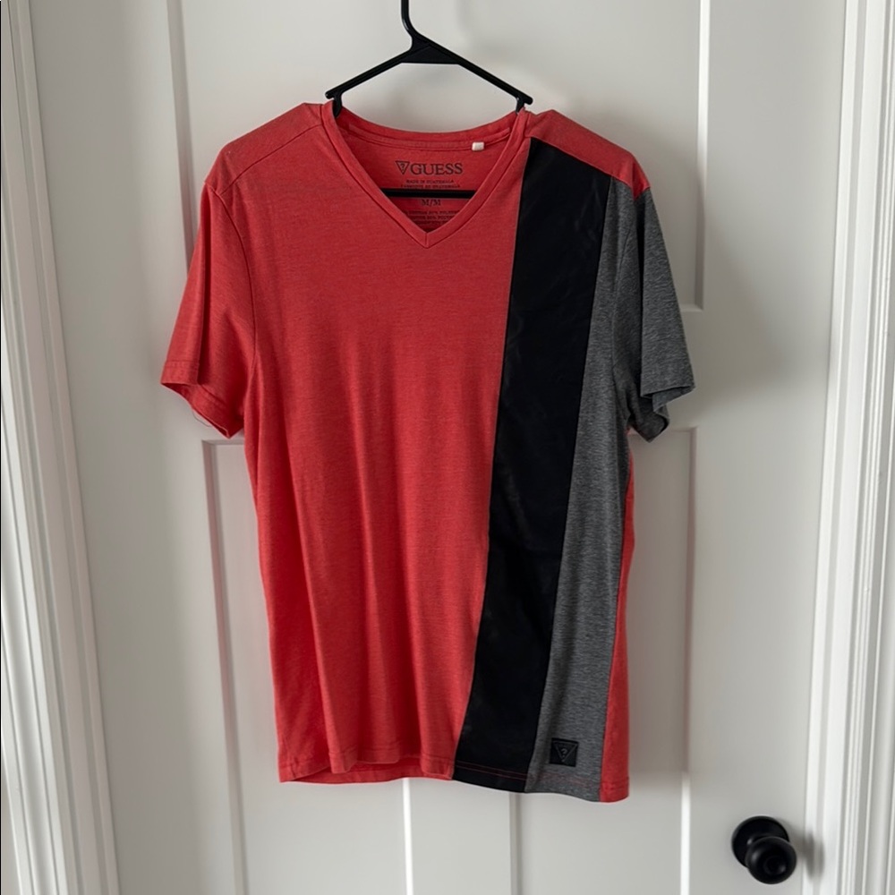 Guess asymmetric V-neck T-shirt